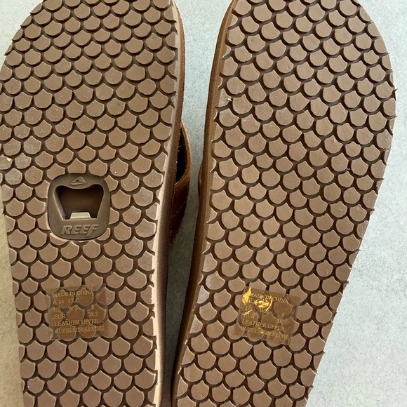 Faherty Reef Brown Leather Flip Flops sz8 - Picture 4 of 12